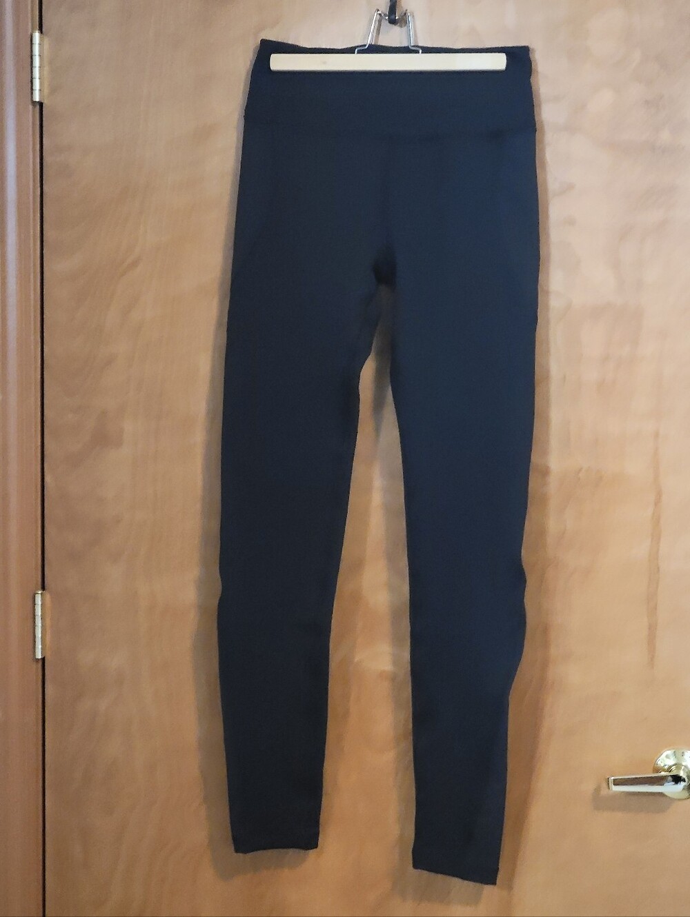 Old Navy Fleece Lined Leggings       Black Med Tall